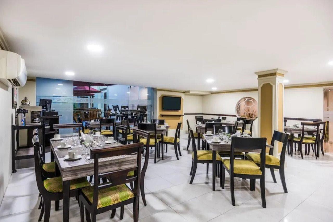 Hotel Puerta De Oro 巴兰基亚 外观 照片