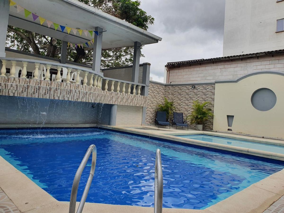 Hotel Puerta De Oro 巴兰基亚 外观 照片