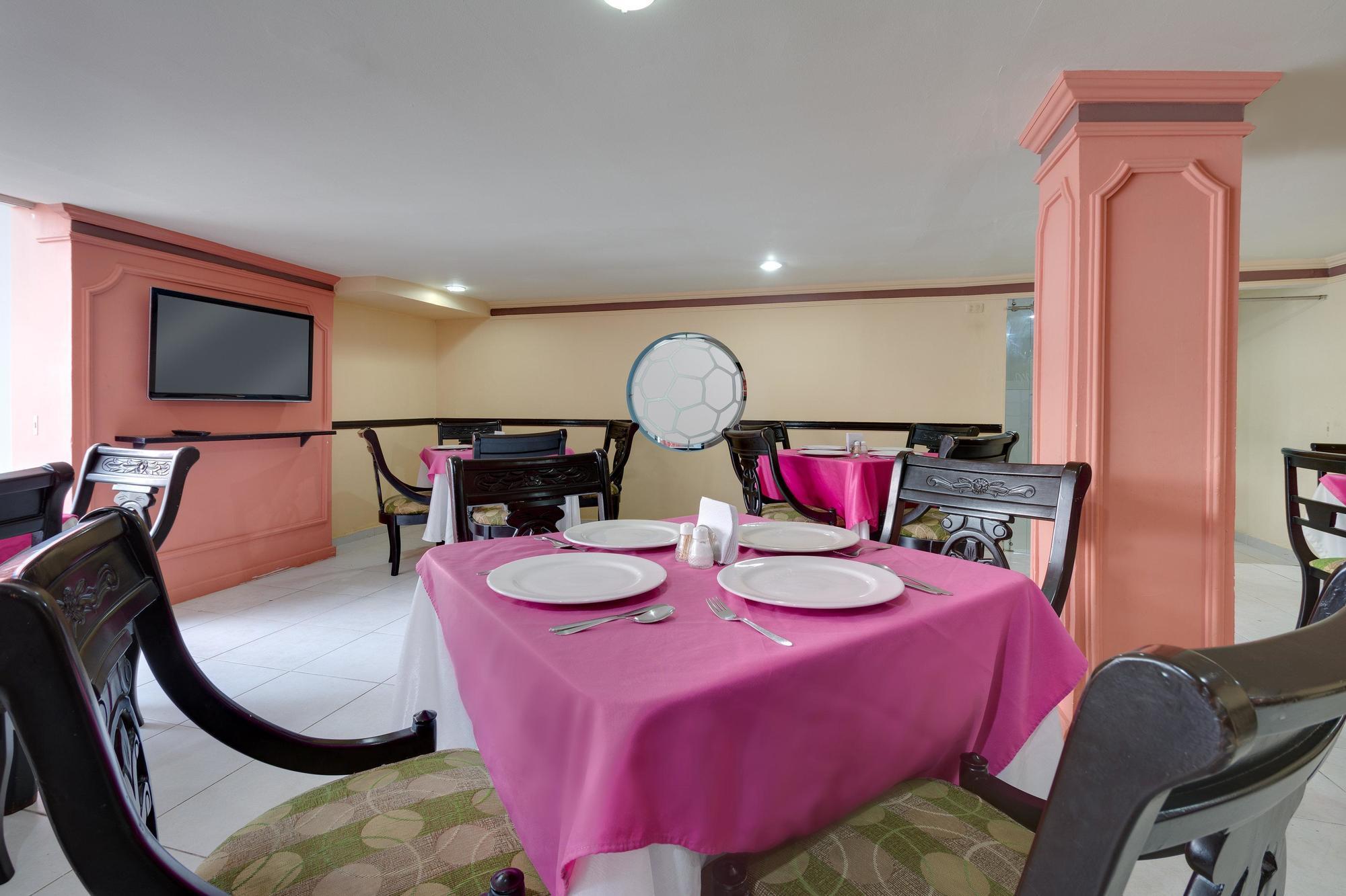 Hotel Puerta De Oro 巴兰基亚 外观 照片