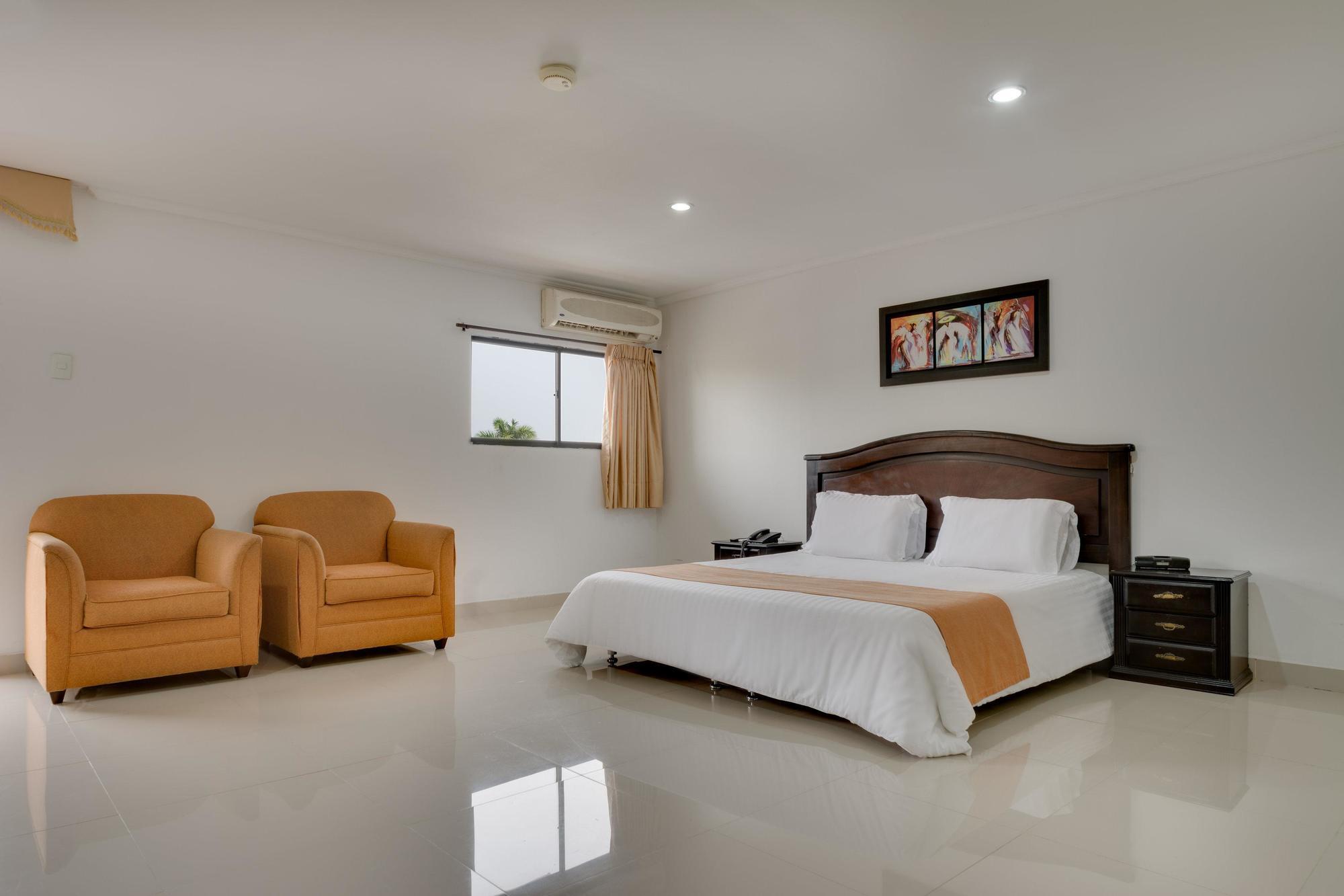 Hotel Puerta De Oro 巴兰基亚 外观 照片