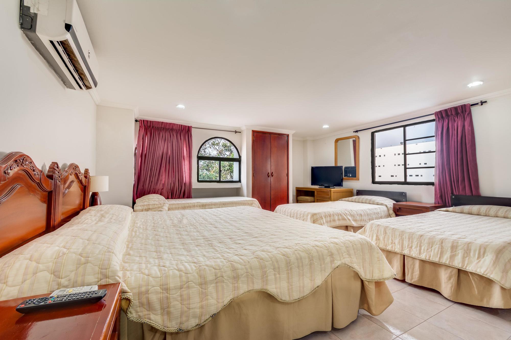 Hotel Puerta De Oro 巴兰基亚 外观 照片