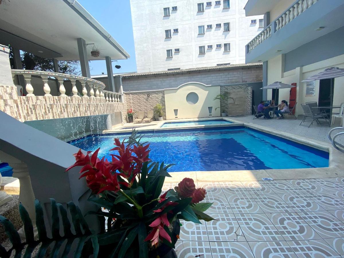 Hotel Puerta De Oro 巴兰基亚 外观 照片